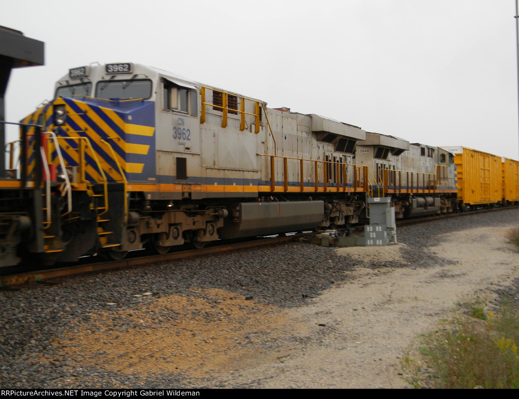 CN 3962 & CN 3946 